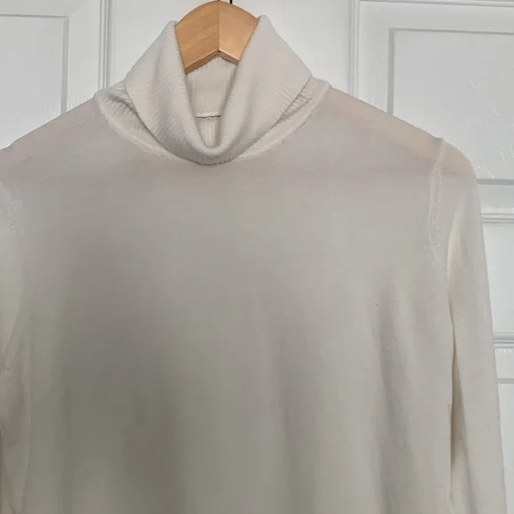 Women's White Sweater - Picture 2 of 4